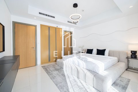 Apartamento en Paramount Tower Hotel & Residences, Business Bay, Dubai, 1 dormitorio, 83 m², № 124943 - foto 5