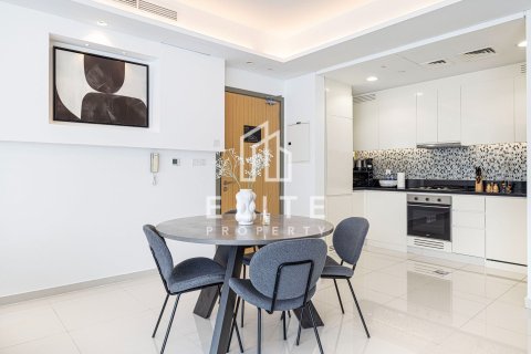 Apartamento en Paramount Tower Hotel & Residences, Business Bay, Dubai, 1 dormitorio, 83 m², № 124943 - foto 16
