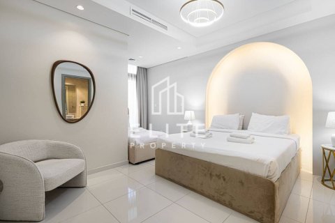 Apartamento en Paramount Tower Hotel & Residences, Business Bay, Dubai, 2 dormitorios, 104 m², № 124944 - foto 12
