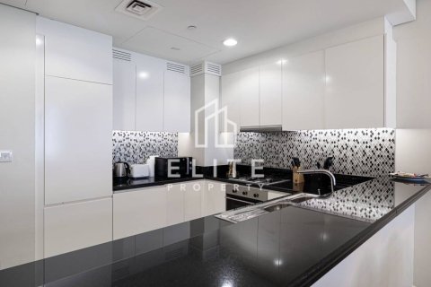 Apartamento en Paramount Tower Hotel & Residences, Business Bay, Dubai, 2 dormitorios, 104 m², № 124944 - foto 17
