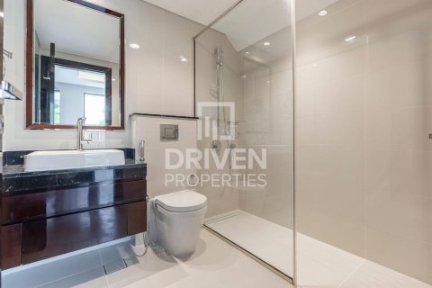 Снять в аренду таунхаус в Silver Springs, DAMAC Hills (Akoya by DAMAC), Дубай: 6 спален, 291.07м², № 136760 - фото 24
