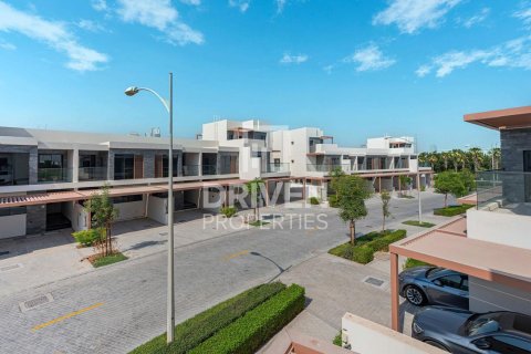 Снять в аренду таунхаус в Silver Springs, DAMAC Hills (Akoya by DAMAC), Дубай: 6 спален, 291.07м², № 136760 - фото 29