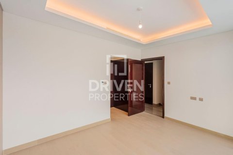 Снять в аренду таунхаус в Silver Springs, DAMAC Hills (Akoya by DAMAC), Дубай: 6 спален, 291.07м², № 136760 - фото 14