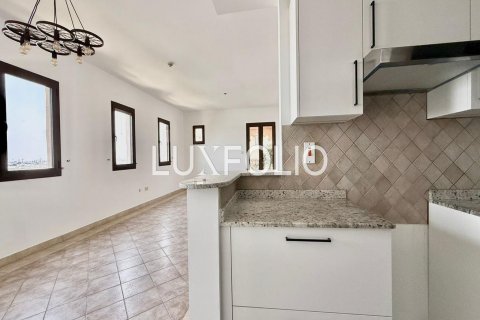 Apartment in Dubai Festival City, Dubai 2 bedrooms, 159 sq.m. № 45961 - photo 9