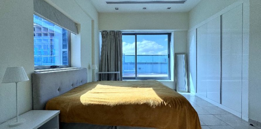Appartement à Dubai, 2 chambres, 269.27 m², № 93810