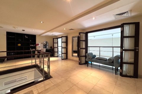 Appartement à Dubai, 2 chambres, 269.27 m², № 93810 - photo 4