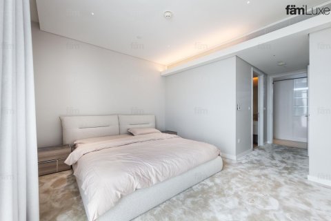 Apartment in Dubai 4 bedrooms, 196.1 sq.m. № 141353 - photo 13