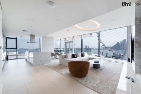 Apartment in Dubai 4 bedrooms, 196.1 sq.m. № 141353 - photo 3