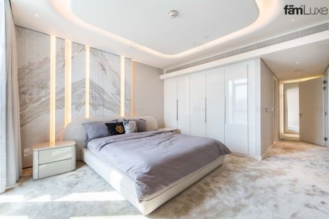 Apartment in Dubai 4 bedrooms, 196.1 sq.m. № 141353 - photo 8