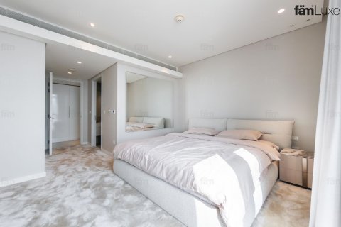 Apartment in Dubai 4 bedrooms, 196.1 sq.m. № 141353 - photo 14