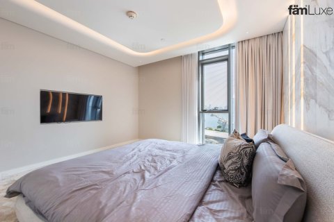 Apartment in Dubai 4 bedrooms, 196.1 sq.m. № 141353 - photo 9