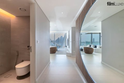 Apartment in Dubai 4 bedrooms, 196.1 sq.m. № 141353 - photo 16