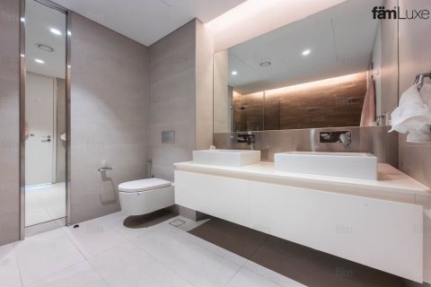 Apartment in Dubai 4 bedrooms, 196.1 sq.m. № 141353 - photo 19
