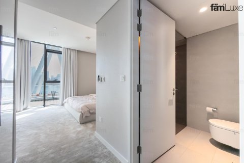 Apartment in Dubai 4 bedrooms, 196.1 sq.m. № 141353 - photo 17