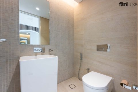 Apartment in Dubai 4 bedrooms, 196.1 sq.m. № 141353 - photo 23