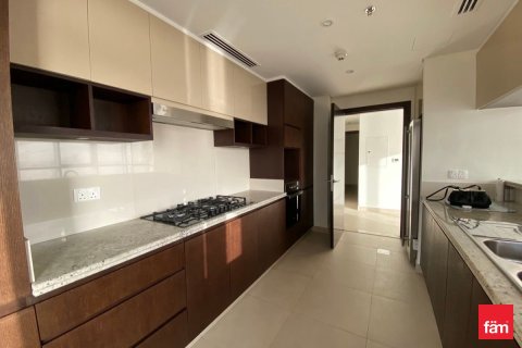 Apartment in Dubai 3 bedrooms, 200 sq.m. № 111818 - photo 8