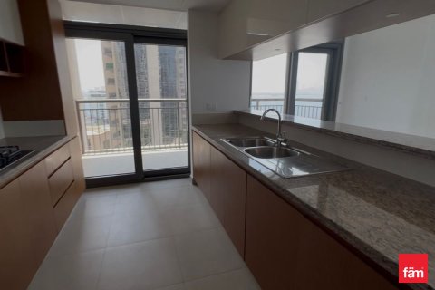 Apartment in Dubai 3 bedrooms, 200 sq.m. № 111818 - photo 7
