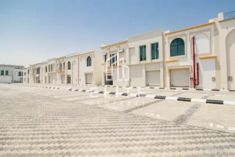 Edificio en Dubai, 20026 m², № 38950