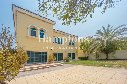 Villa in Jumeirah Park Homes, Jumeirah Park, Dubai 4 bedrooms, 510.00030880 sq.m. № 135089 - photo 27