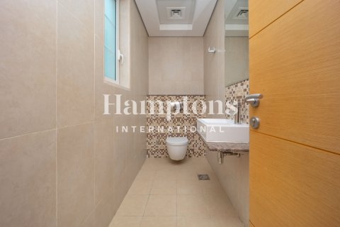 Villa in Jumeirah Park Homes, Jumeirah Park, Dubai 4 bedrooms, 510.00030880 sq.m. № 135089 - photo 5