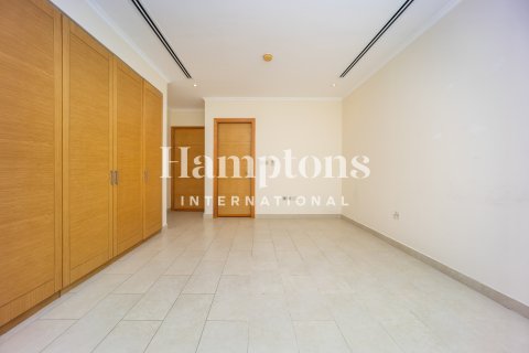 Villa in Jumeirah Park Homes, Jumeirah Park, Dubai 4 bedrooms, 510 sq.m. № 135089