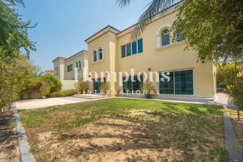 Villa in Jumeirah Park Homes, Jumeirah Park, Dubai 4 bedrooms, 510.00030880 sq.m. № 135089 - photo 4