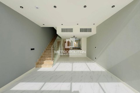 Villa en Rukan, Dubai, 2 dormitorios, 97 m², № 73193 - foto 2