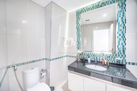 Apartamento en Damac Heights, Dubai Marina, Dubai, 2 dormitorios, 118 m², № 73194 - foto 13
