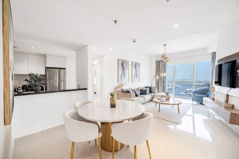 Квартира в Damac Heights, Дубай Марина, Дубай, 2 спальни, 118м², № 73194