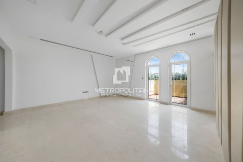 Снять в аренду виллу в Jumeirah Park, Дубай: 4 спальни, 660м², № 73195 - фото 19