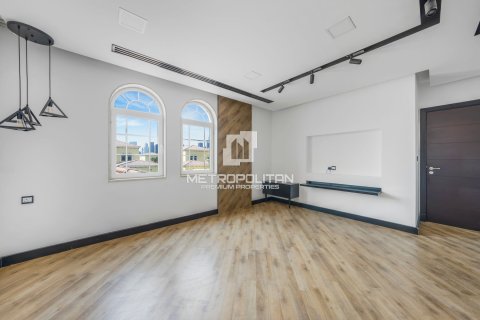 Снять в аренду виллу в Jumeirah Park, Дубай: 4 спальни, 660м², № 73195 - фото 11