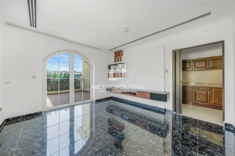 Снять в аренду виллу в Jumeirah Park, Дубай: 4 спальни, 660м², № 73195 - фото 14