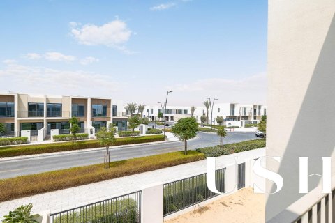 Townhouse in The Valley, Dubai 4 bedrooms, 257 sq.m. № 42292