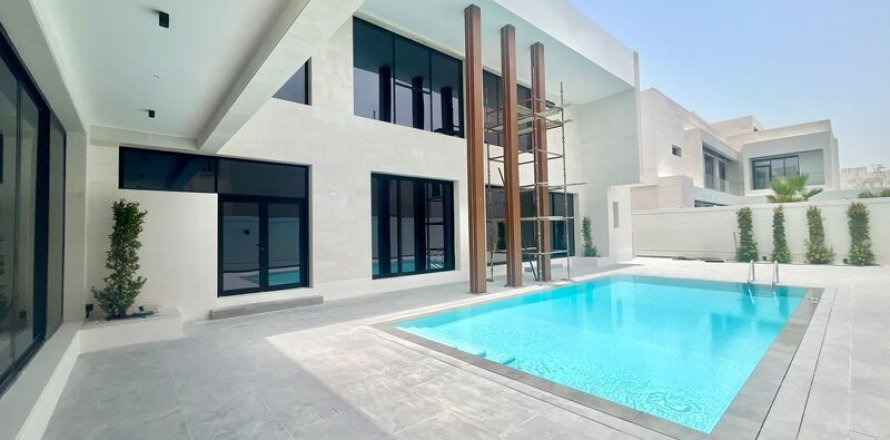 Вилла в Аль-Барше, Дубай, 6 спален, 1005.64м², № 52588