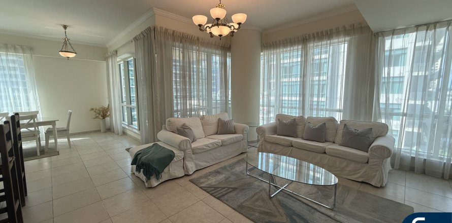 Квартира в AL MAJARA TOWERS в Дубай Марине, Дубай, 3 спальни, 191м², № 79352