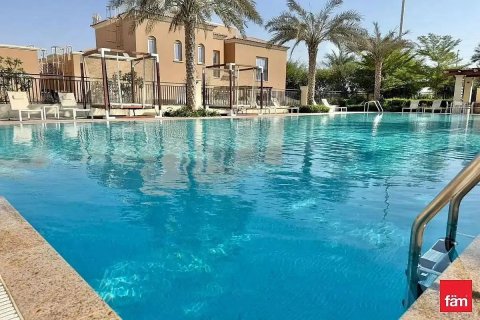 Townhouse in Dubai 2 bedrooms, 173.4 sq.m. № 133366