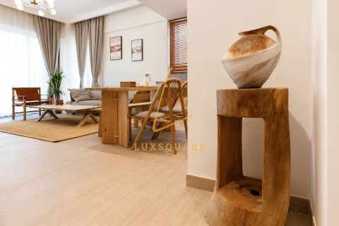 Appartement à Dubai, 2 chambres, 98 m², № 137601 - photo 2