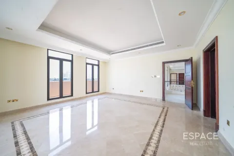 Villa à Palm Jumeirah, Dubai, 6 chambres, 725 m², № 122413 - photo 10