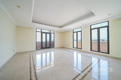 Villa à Palm Jumeirah, Dubai, 6 chambres, 725 m², № 122413 - photo 9