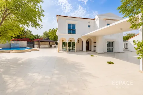 Villa in Green Community West, Green Community, Dubai 6 bedrooms, 657 sq.m. № 122297 - photo 4