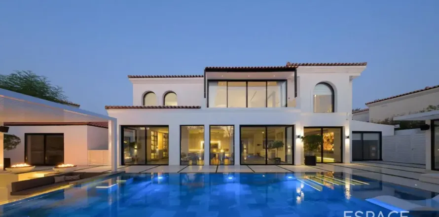 Villa in Green Community West, Green Community, Dubai 5 bedrooms, 706 sq.m. № 122301