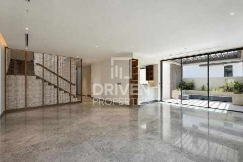 Villa à Tilal Al Ghaf, Dubai, 5 chambres, 473.16 m², № 140957