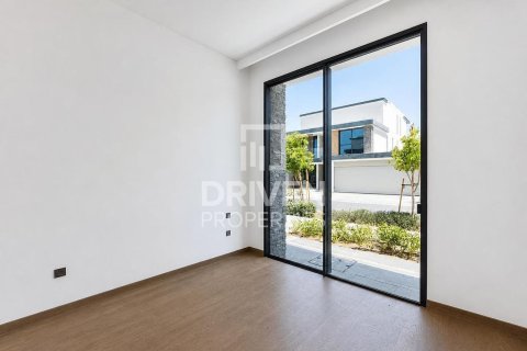 Villa in Tilal Al Ghaf, Dubai 5 bedrooms, 473.16 sq.m. № 140957 - photo 5