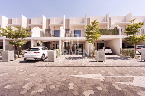 Таунхаус в Мохаммед Бин Рашид Сити, Дубай, 2 спальни, 133.78м², № 140955