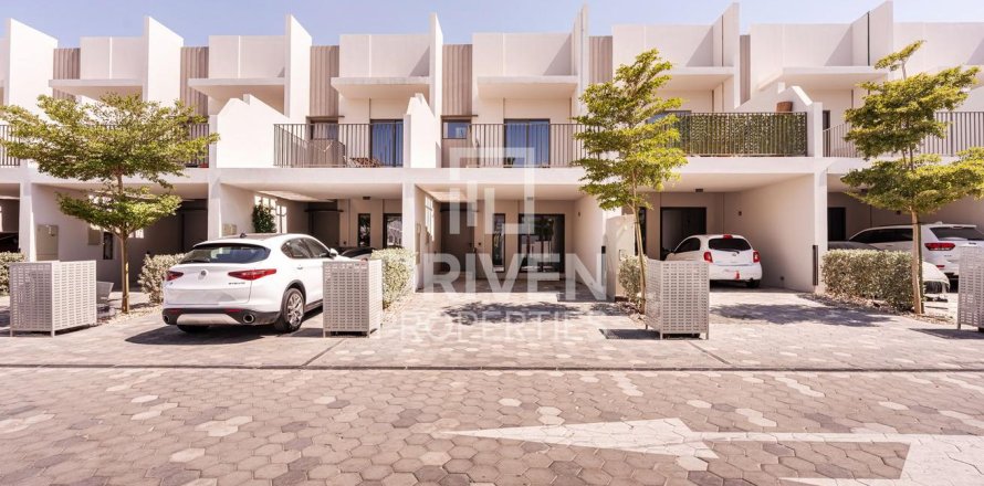 Таунхаус в Мохаммед Бин Рашид Сити, Дубай, 2 спальни, 133.78м², № 140955