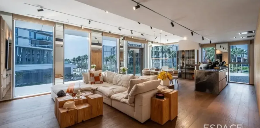 Apartment in Bluewaters, Dubai 2 bedrooms, 151 sq.m. № 122304