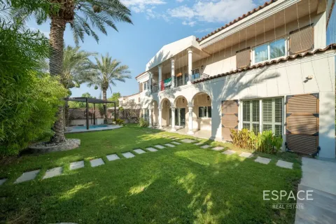 Villa en Green Community West, Green Community, Dubai, 5 dormitorios, 548 m², № 122308