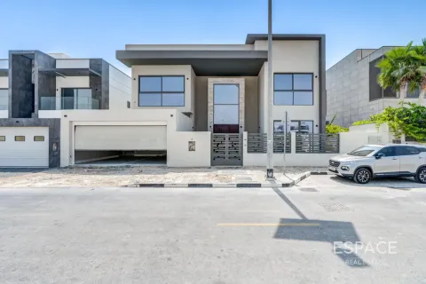 Villa in Al Furjan, Dubai 5 bedrooms, 569 sq.m. № 122682