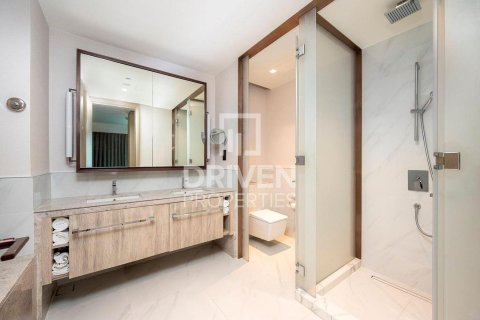 Apartment in Address Harbour Point, Dubai Creek Harbour (The Lagoons), Dubai 2 bedrooms, 128.67 sq.m. № 129251 - photo 8