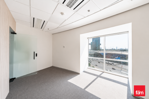 Oficina en Sheikh Zayed Road, Dubai, 210.9 m², № 109183 - foto 6